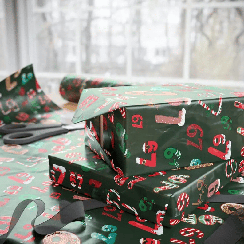🔥LAST DAY 50% OFF - 🎁67 Meme Christmas Gift Wrap – Wrap Your Presents in Viral Holiday Fun 🎄