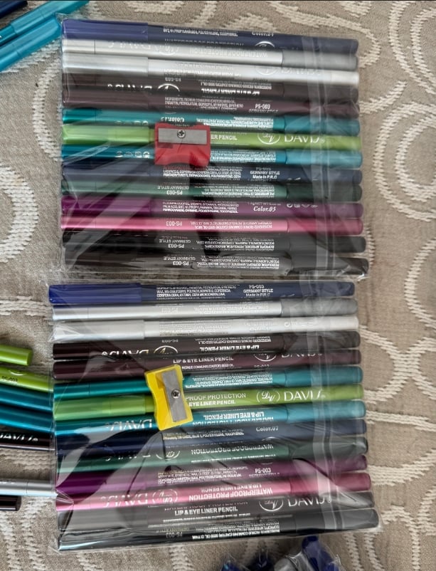 ✨14-Pack Eyeliner Pencil Waterproof Colored Gel Liners