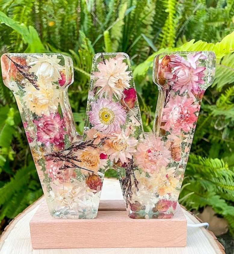 🌸 Flowers Resin Night Light